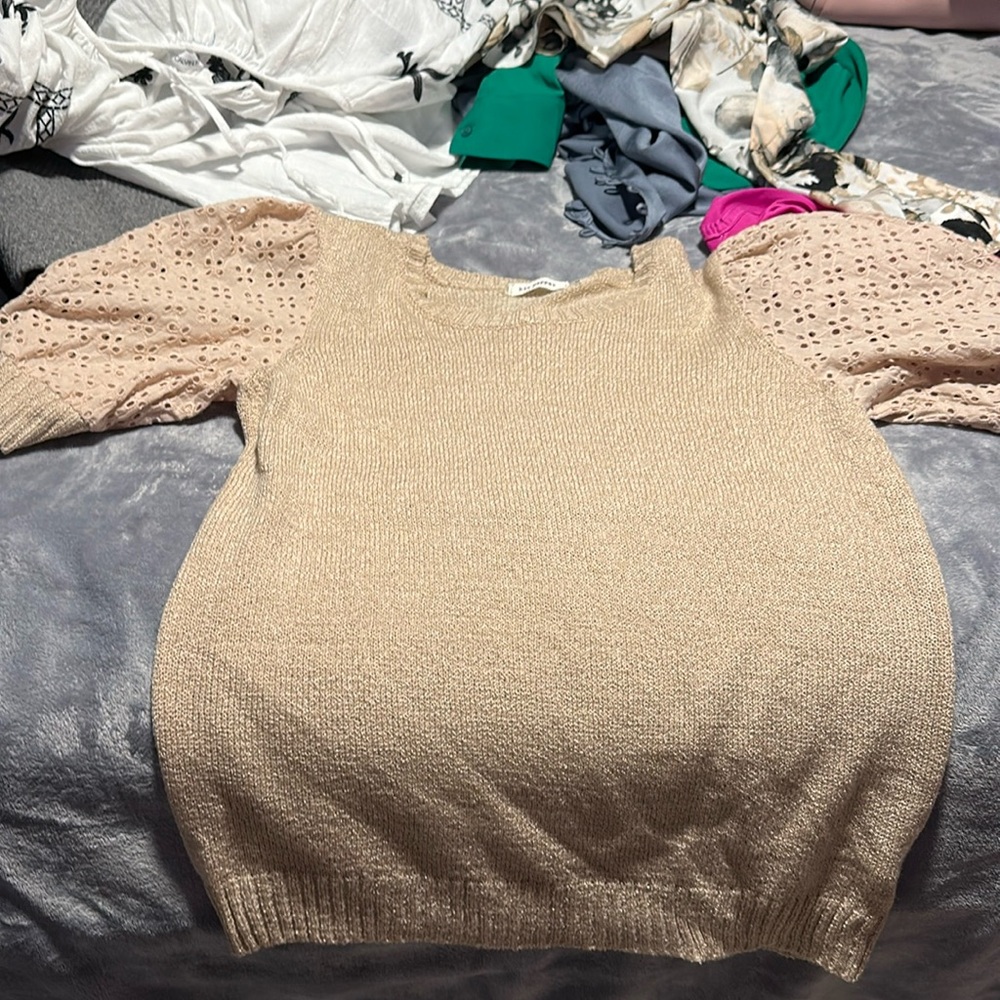 Great casual top.